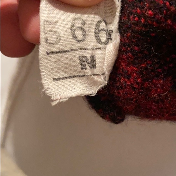 Sweater vest - Picture 6 of 8